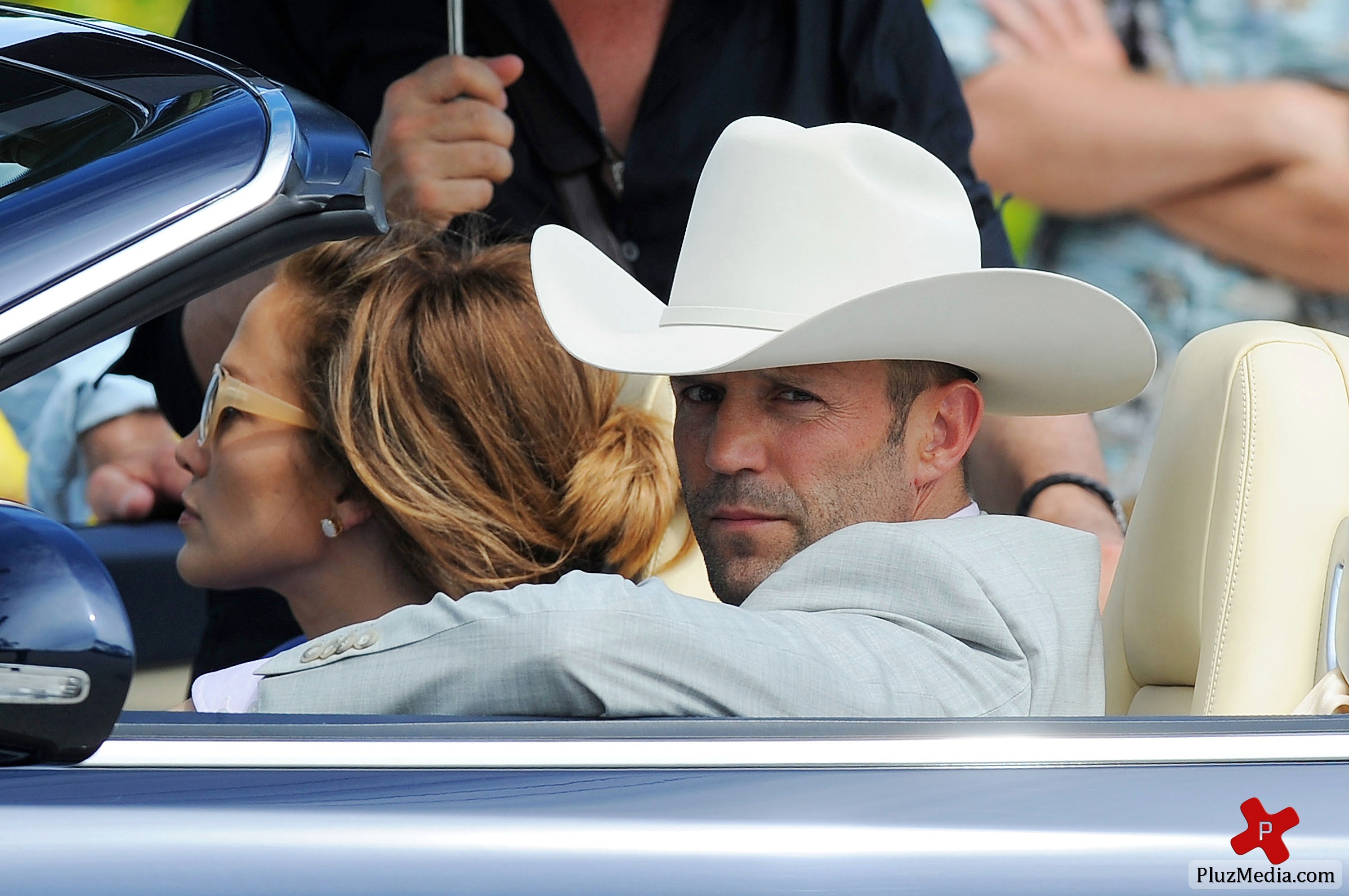 Jason Statham - Jennifer Lopez and Jason Statham are sighted on the set of Parker | Picture 84791